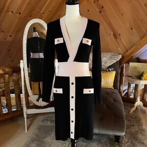 Alexia Admor Black and Cream Ribbed Knit Button-Front Dress